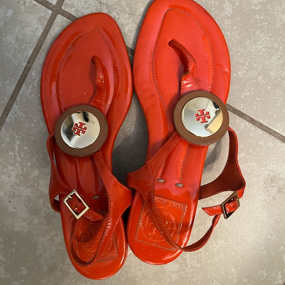 Beautiful Tory Burch sandals for sale!!